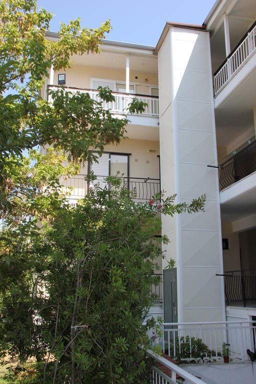 Hotel Geromichalos Paralia Skotinis Exterior photo